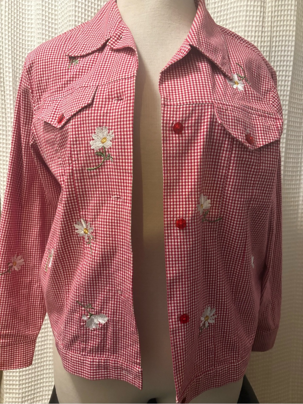 Quacker Factory Red Gingham Floral Embroidered Jacket